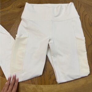 Fabletics power hold leggings